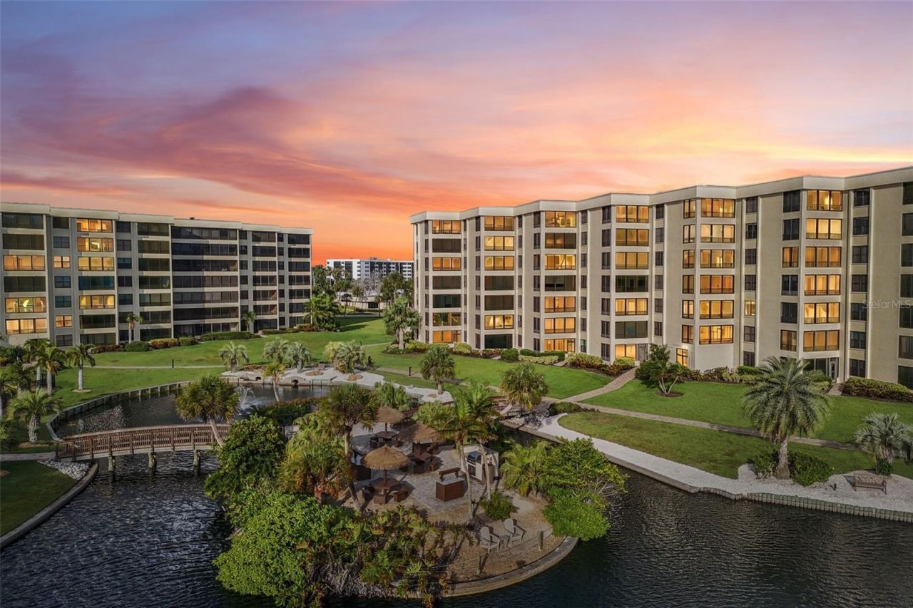 5780 Midnight Pass Road, Unit 407, Sarasota, FL 34242 Photo