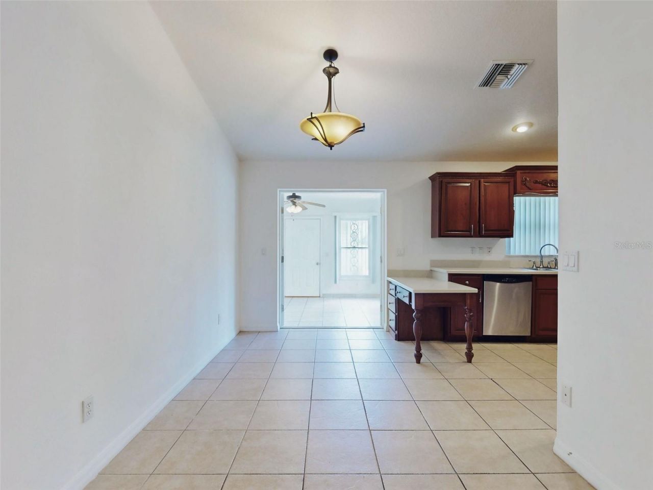 203 N Duss Street , New Smyrna Beach, FL 32168 Photo