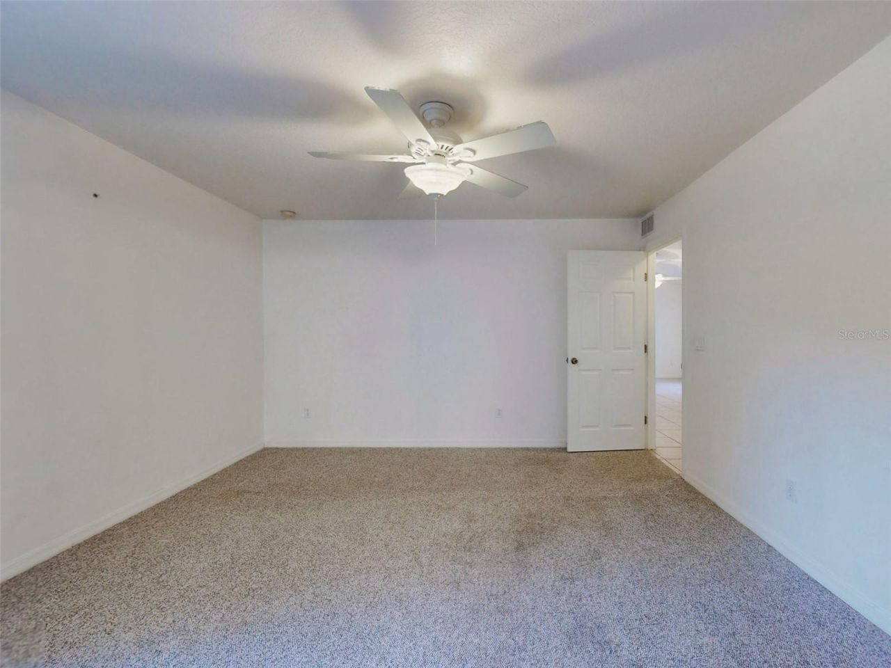203 N Duss Street , New Smyrna Beach, FL 32168 Photo