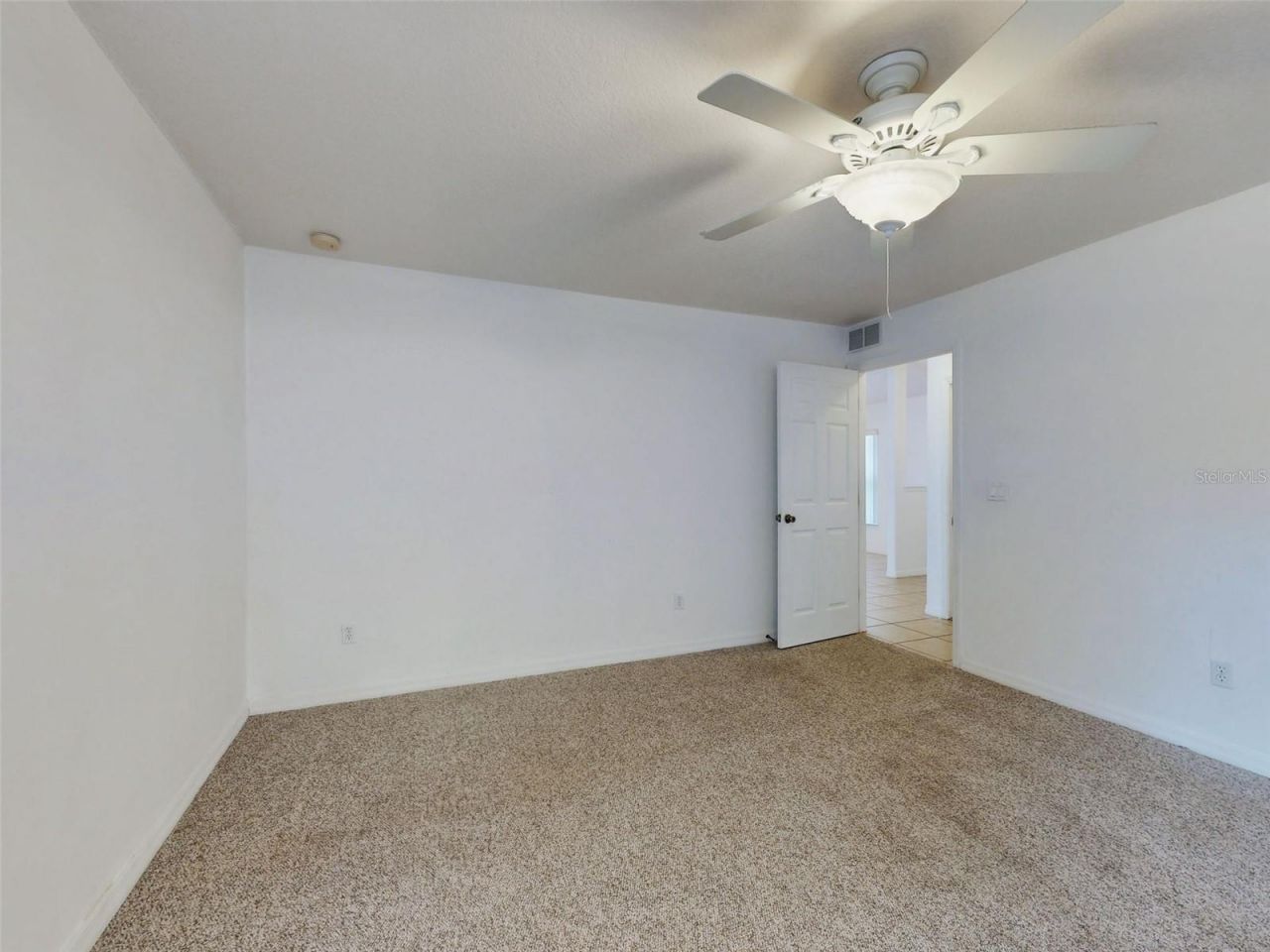 203 N Duss Street , New Smyrna Beach, FL 32168 Photo