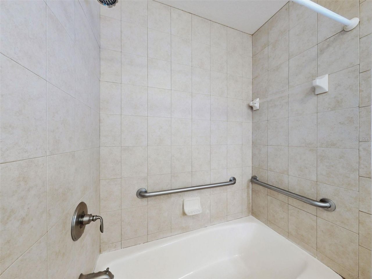 203 N Duss Street , New Smyrna Beach, FL 32168 Photo