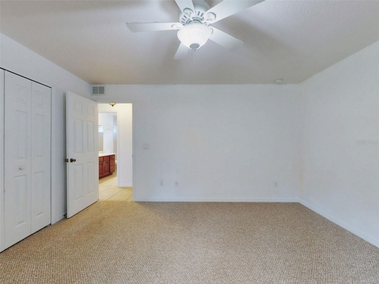 203 N Duss Street , New Smyrna Beach, FL 32168 Photo