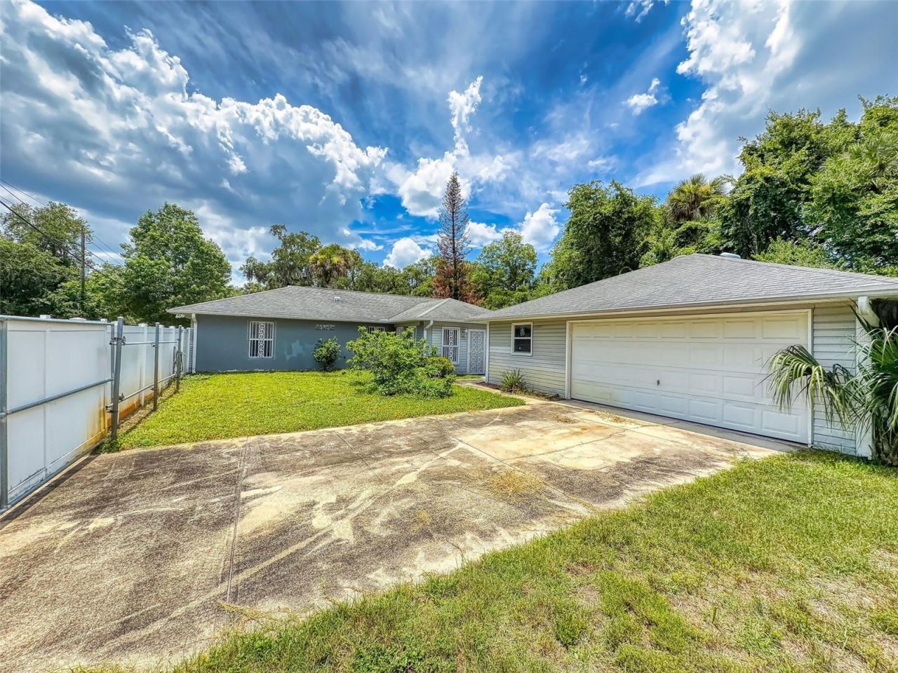 203 N Duss Street , New Smyrna Beach, FL 32168 Photo