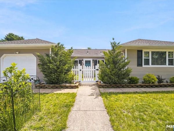 20 Le Lamentin, BERKELEY, NJ 08757