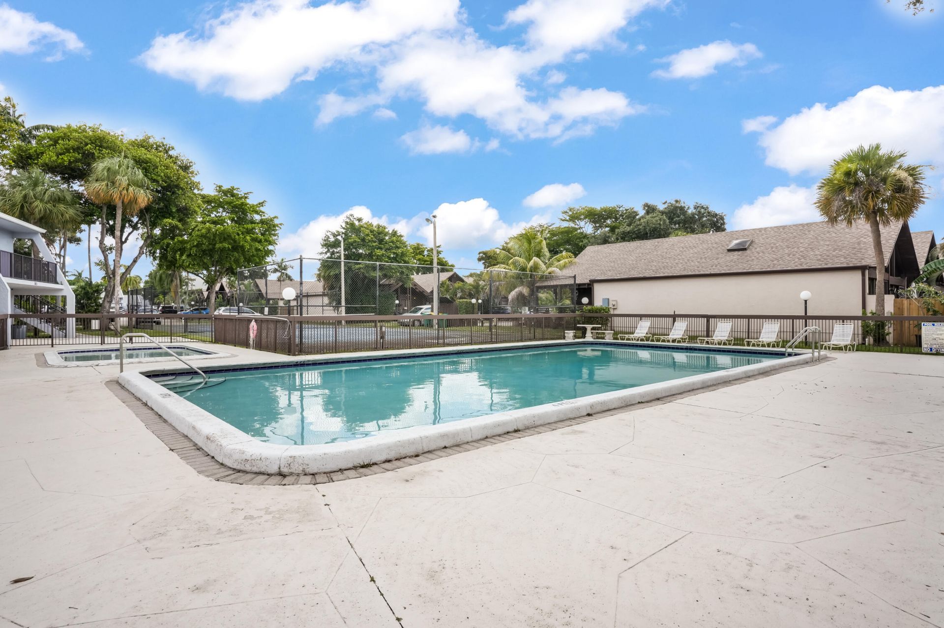 407 N University Drive, Plantation, FL 33324 Photo