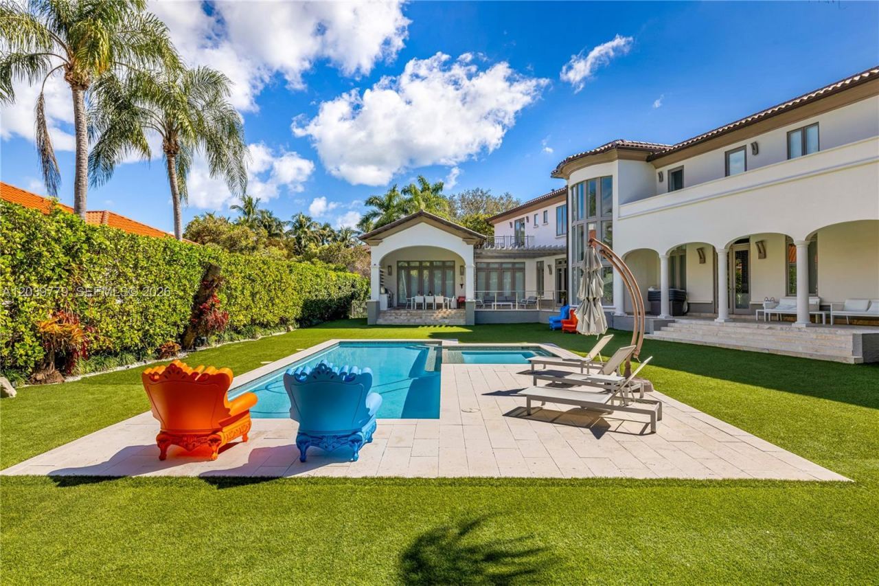 165 Paloma Dr, Coral Gables, FL 33143 Photo
