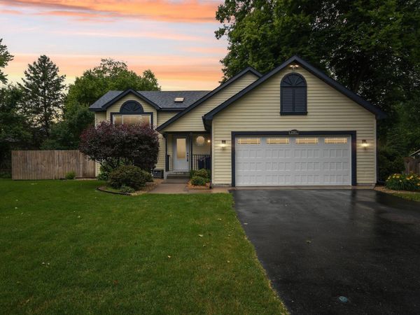 2991 Ontario Road, Little Canada, MN 55117