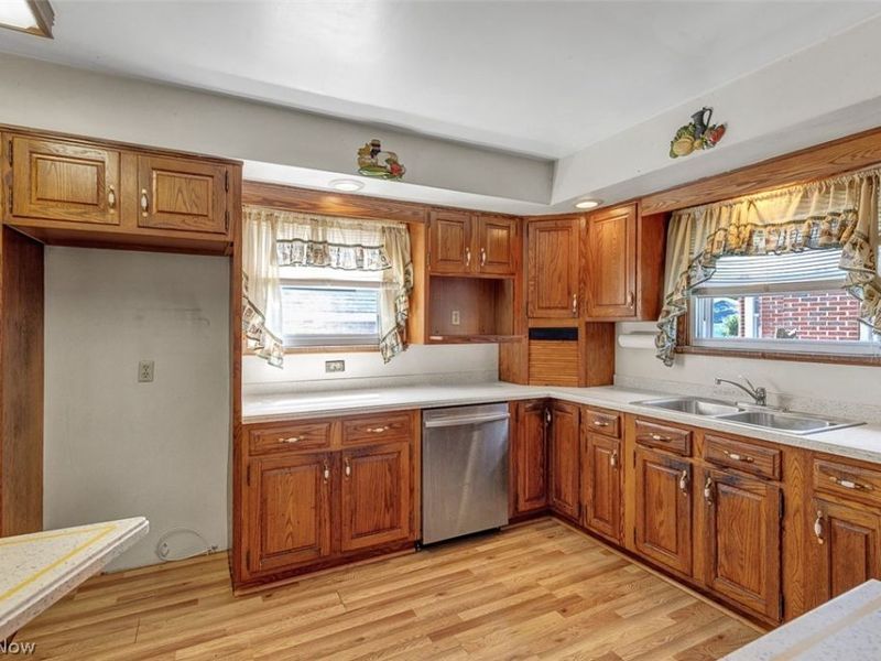 3203 Oakdale Avenue, Lorain, OH 44055 Photo 15