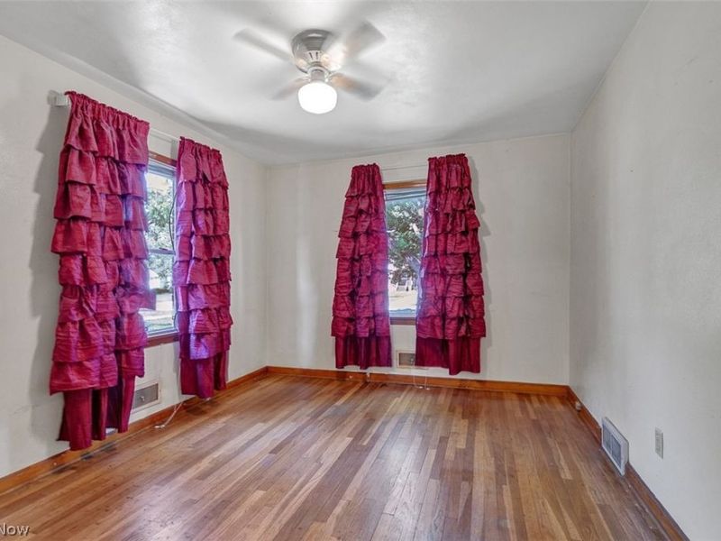 3203 Oakdale Avenue, Lorain, OH 44055 Photo 18