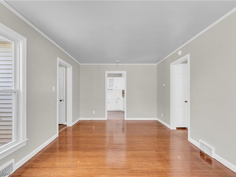 21106 Gardenview Drive, Maple Heights, OH 44137 Photo 4