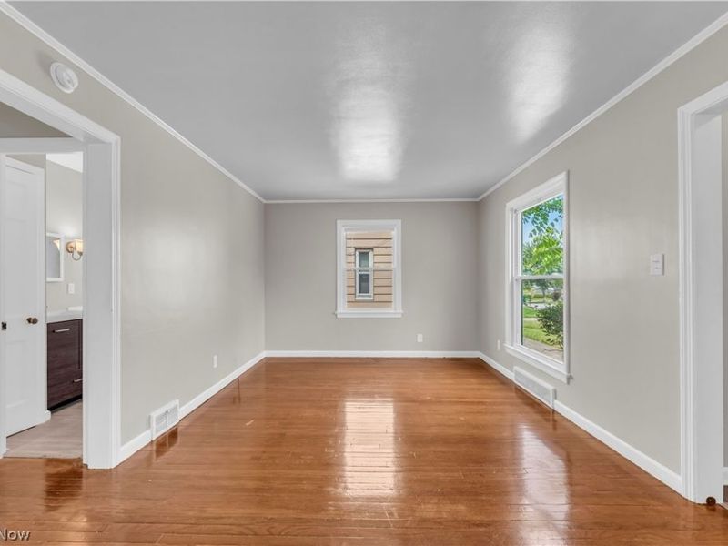 21106 Gardenview Drive, Maple Heights, OH 44137 Photo 5