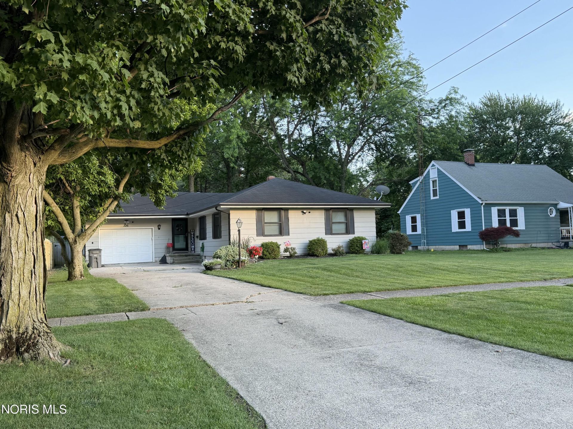 326 W 7th Street, Perrysburg, OH 43551 Main Photo