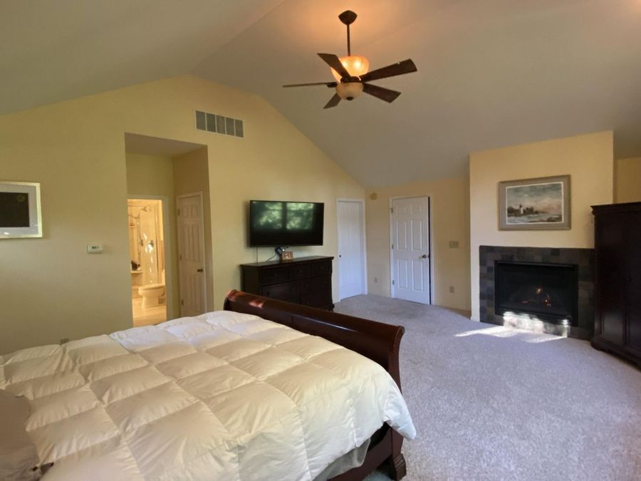 Property Image 100