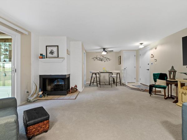 950 Woodridge Ct, Unit 5B, Lake Geneva, WI 53147
