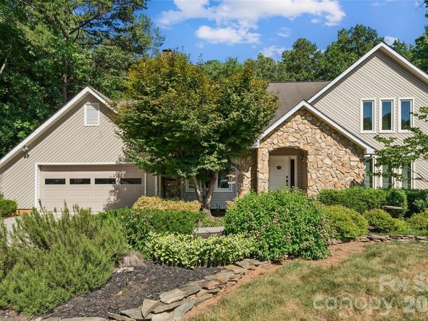 7935 Altacrest Drive , Concord, NC 28027