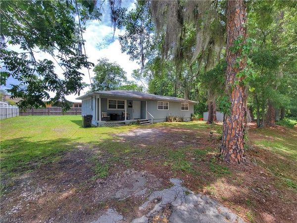 2524 NE 5th PL, GAINESVILLE, FL 32641