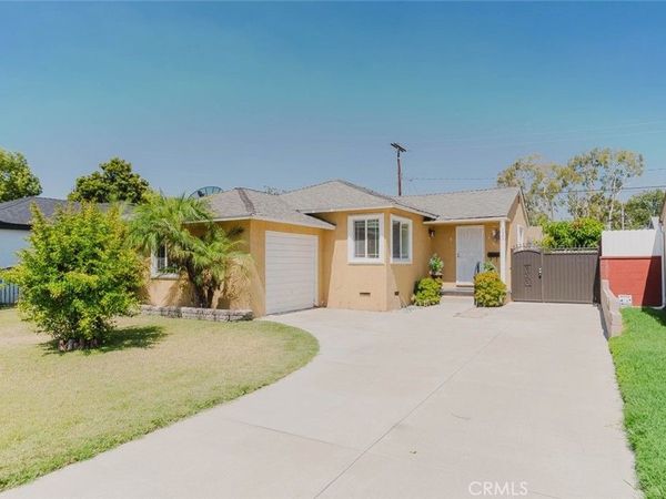 9863 Houghton Avenue, Santa Fe Springs, CA 90670