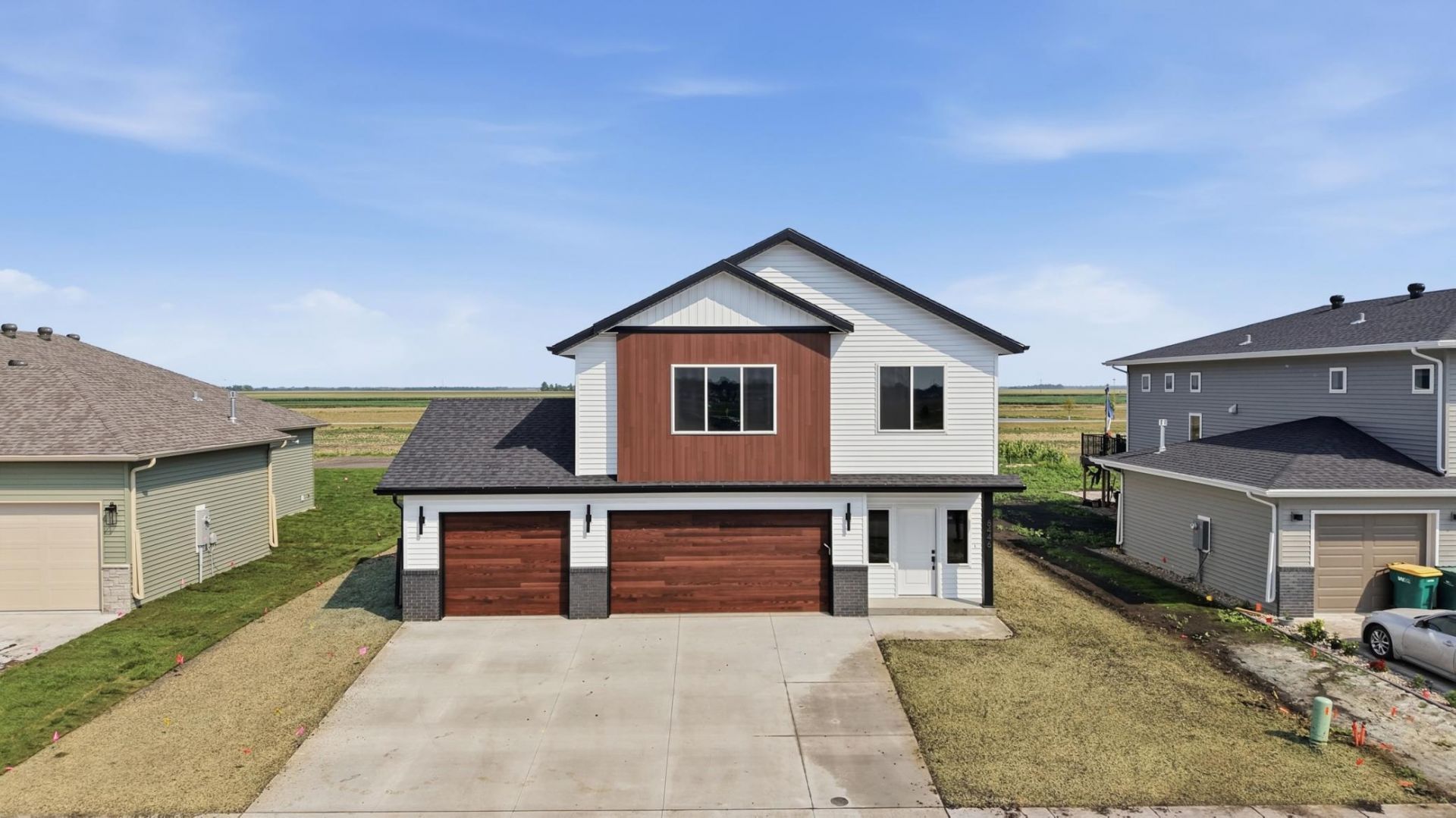 8446 61st Street S, Horace, ND 58047 Main Photo