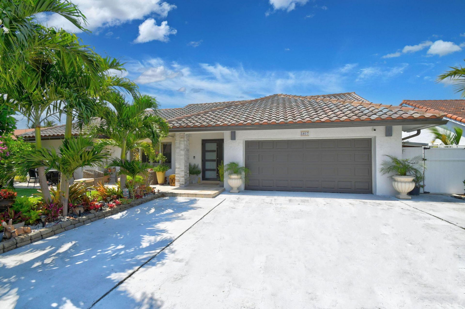 5817 Laurel Green Circle, Boynton Beach, FL 33437 Photo