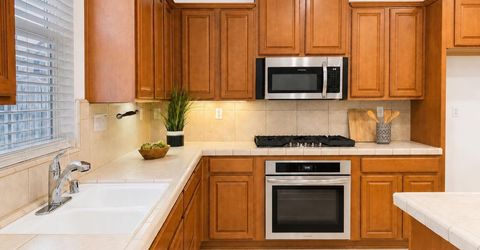 5300 Kungsting Way, Elk Grove, CA 95757 Photo