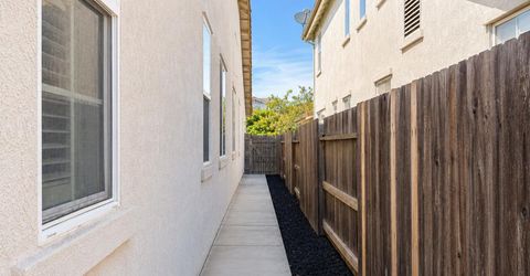 5300 Kungsting Way, Elk Grove, CA 95757 Photo