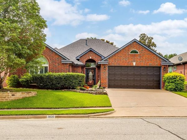 3820 Misty Glen Court, Bedford, TX 76021