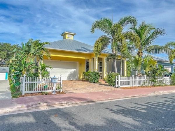 412 SW Akron Avenue , Stuart, FL 34994