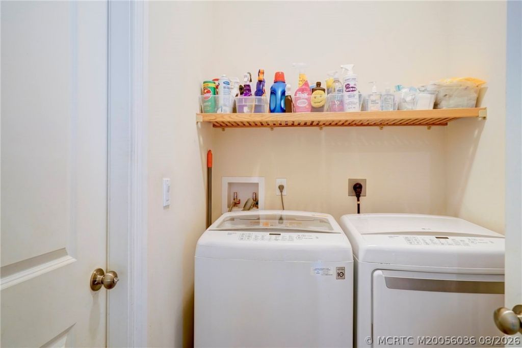 412 SW Akron Avenue, Stuart, FL 34994 Photo