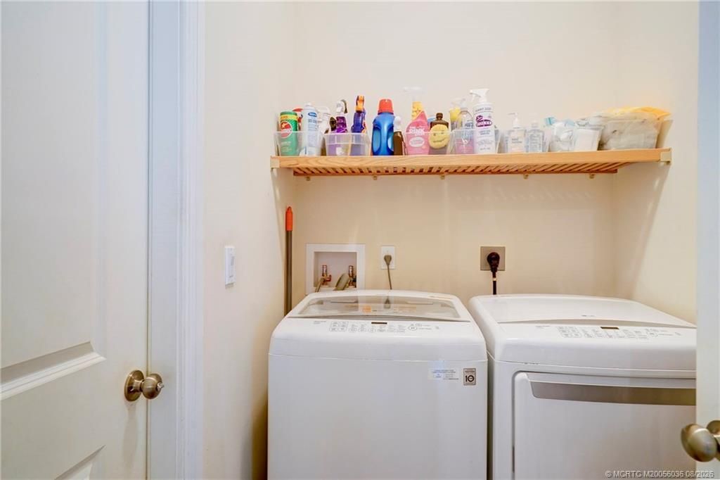 412 SW Akron Avenue, Stuart, FL 34994 Photo