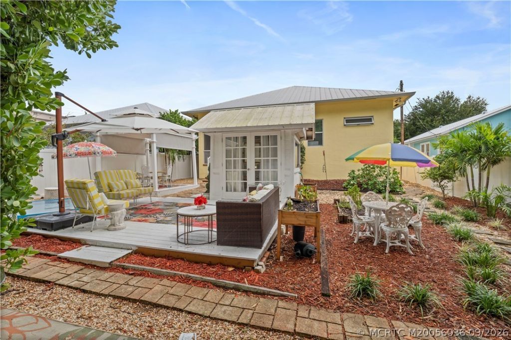 412 SW Akron Avenue, Stuart, FL 34994 Photo