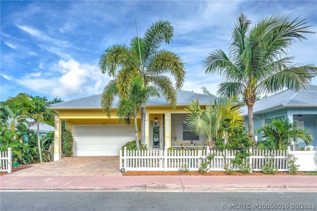 412 SW Akron Avenue, Stuart, FL 34994 Photo
