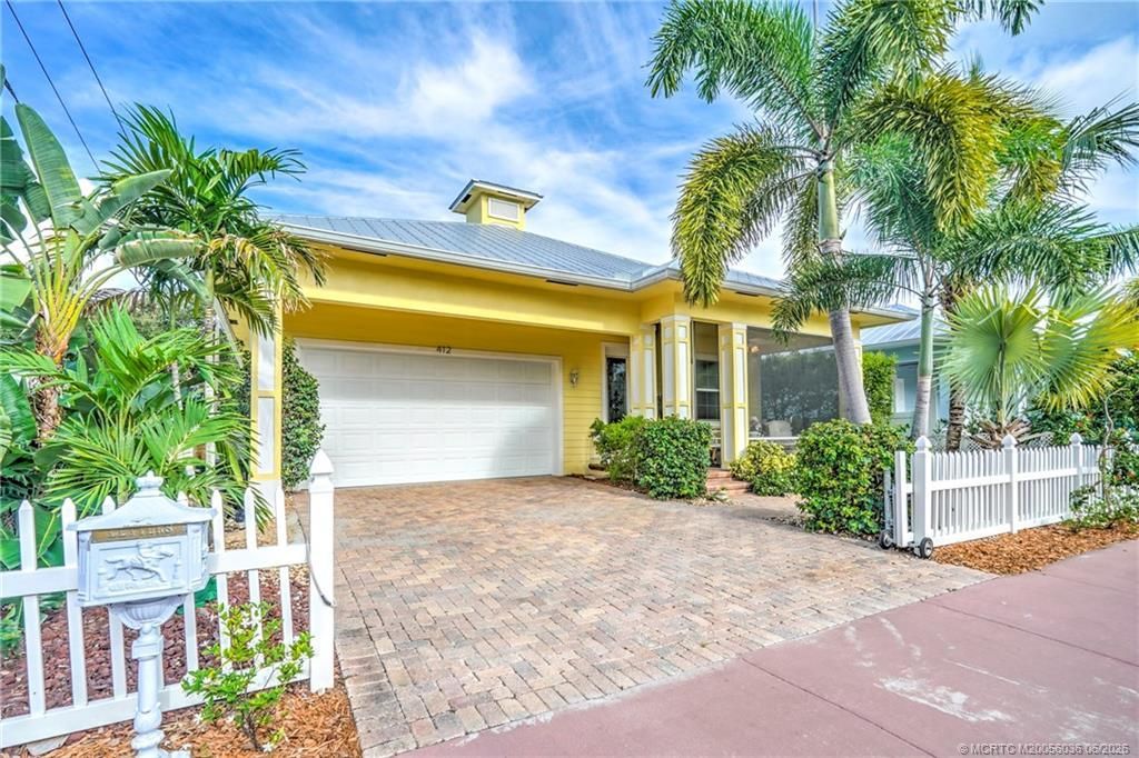 412 SW Akron Avenue, Stuart, FL 34994 Photo