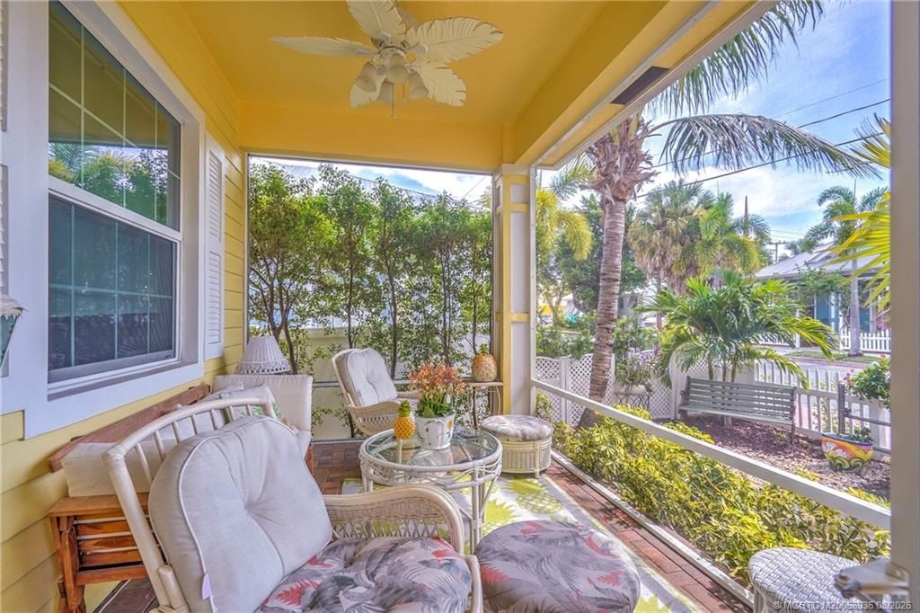 412 SW Akron Avenue, Stuart, FL 34994 Photo