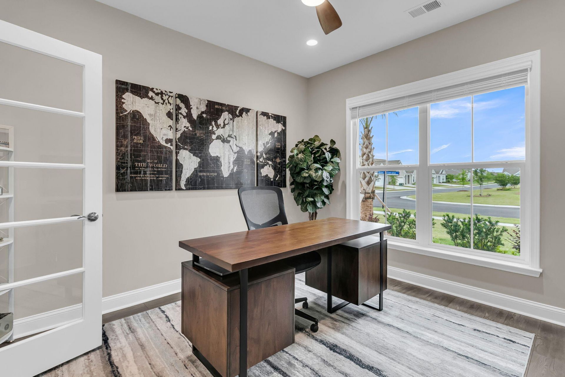 300 Autumn Azalea Way Photo 11
