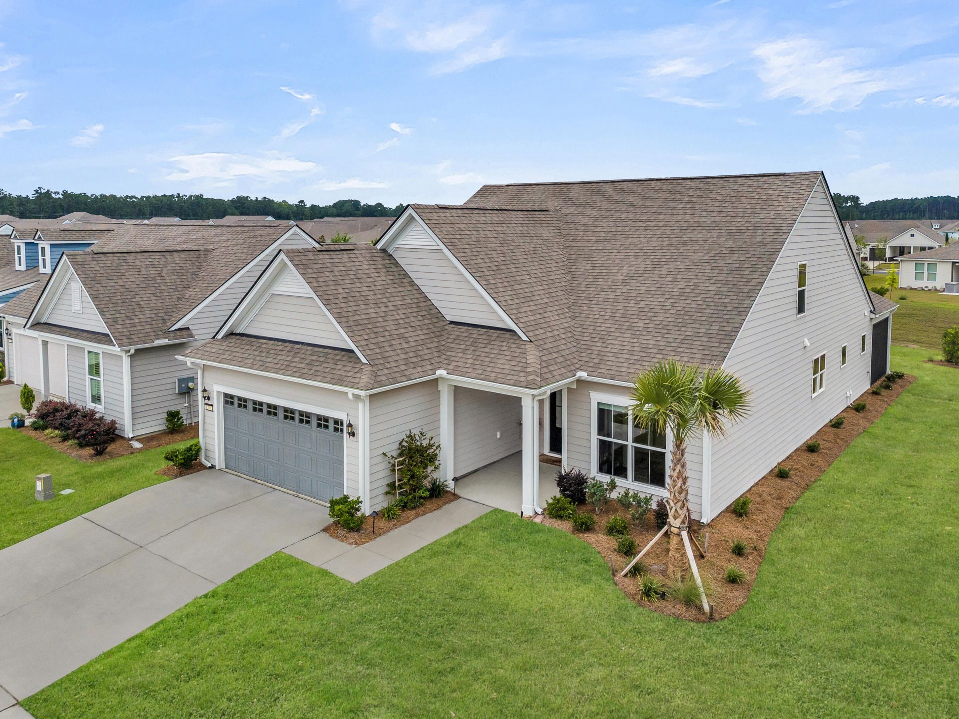 300 Autumn Azalea Way Photo 5