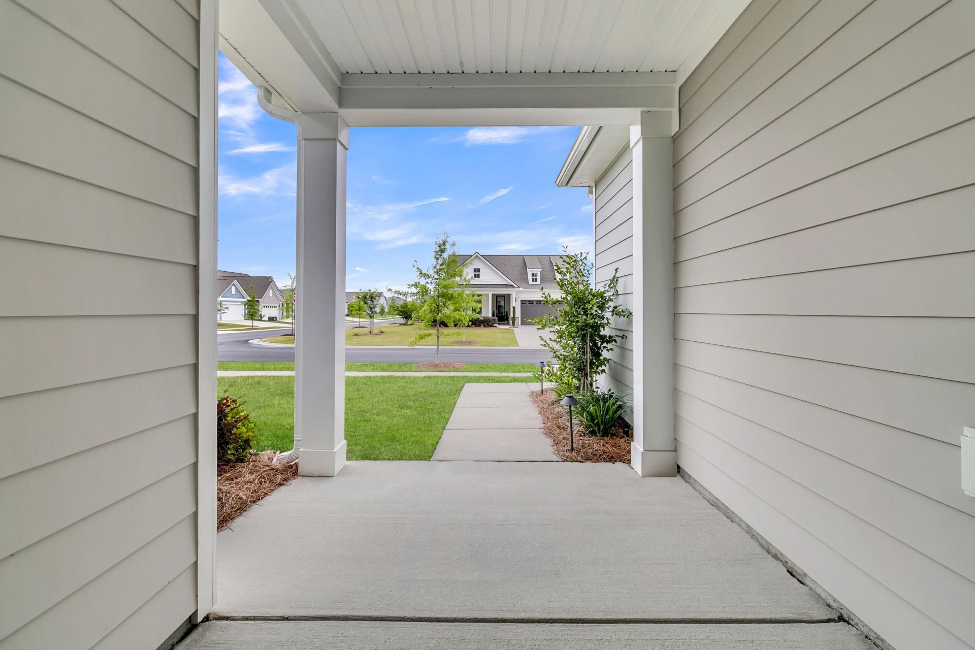 300 Autumn Azalea Way Photo 8