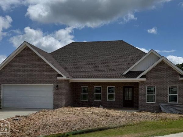964 Cypress Pointe Cove, Jonesboro, AR 72405