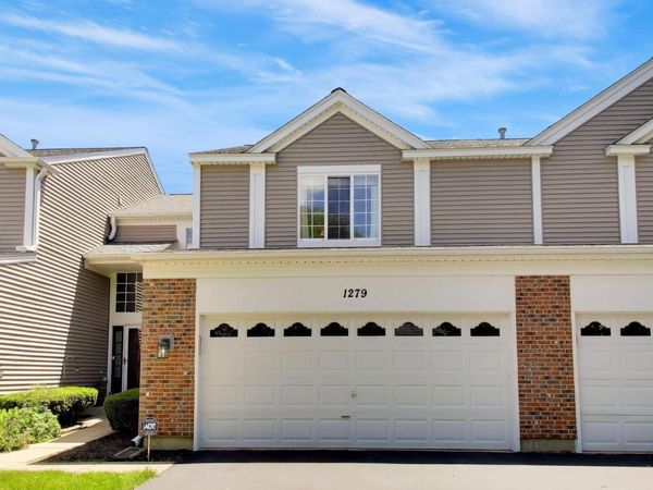 1279 Summersweet Lane , Bartlett, IL 60103