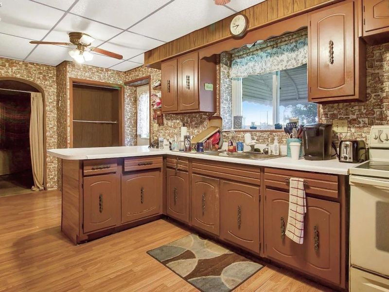 1420 County Road 302, Bellevue, OH 44811 Photo 9