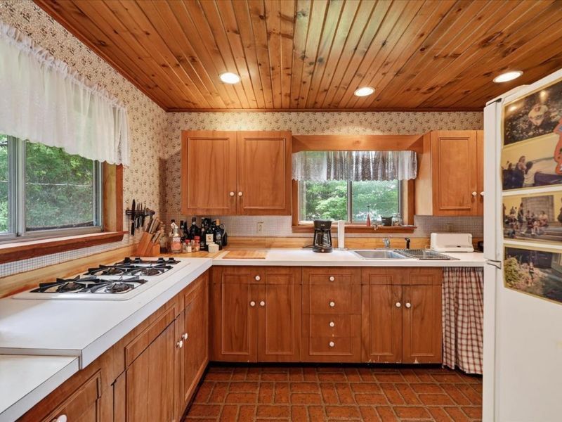 1111 W Shore Boulevard, Put in Bay, OH 43456 Photo 8