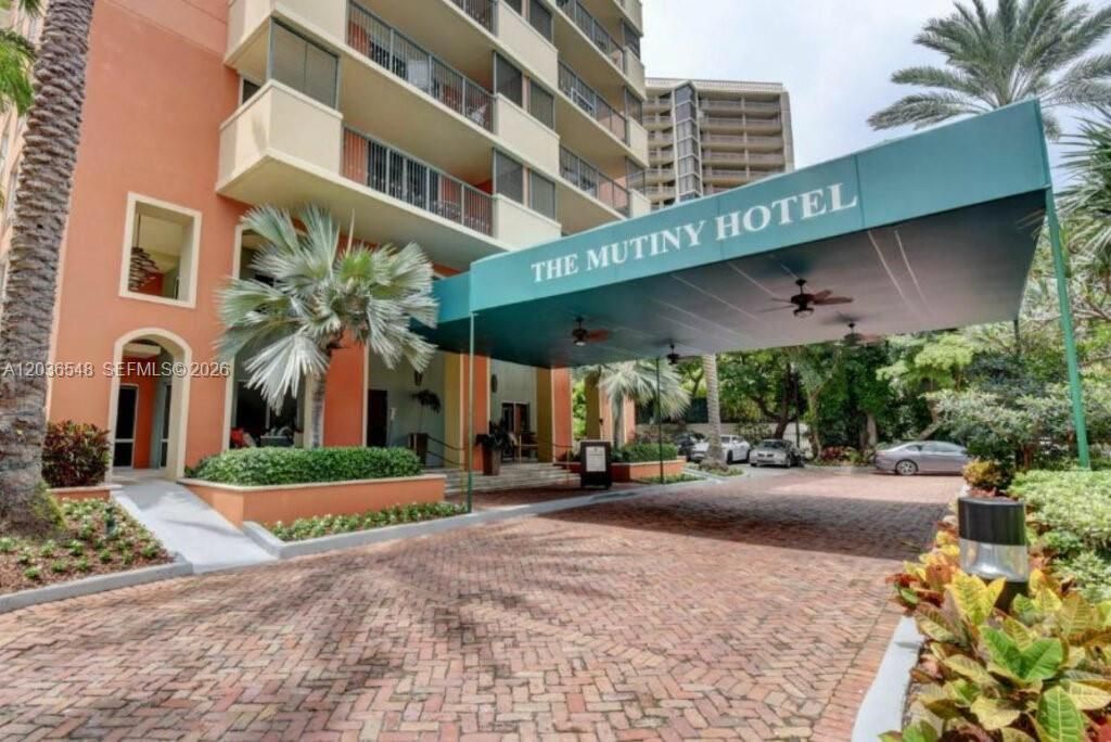 2951 S Bayshore Dr , Unit 316, Miami, FL 33133 Photo