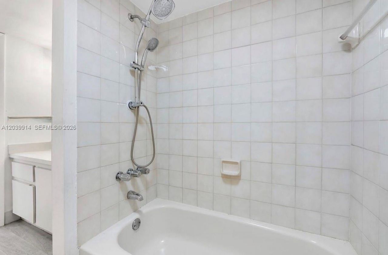 995 SW 84th Ave , Unit 223, Miami, FL 33144 Photo