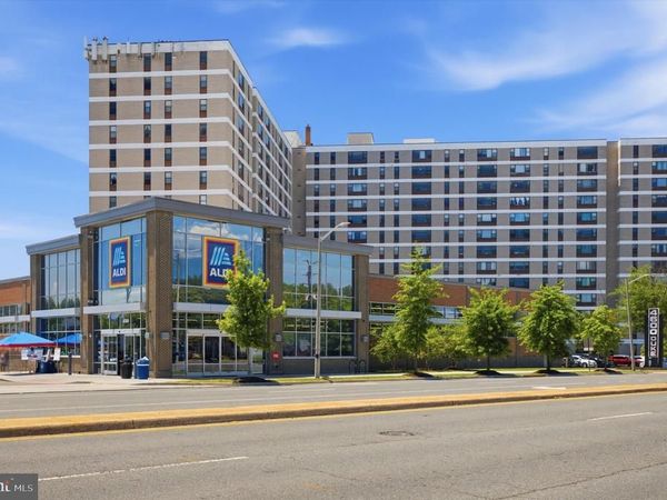 4600 DUKE STREET, Unit 528, ALEXANDRIA, VA 22304