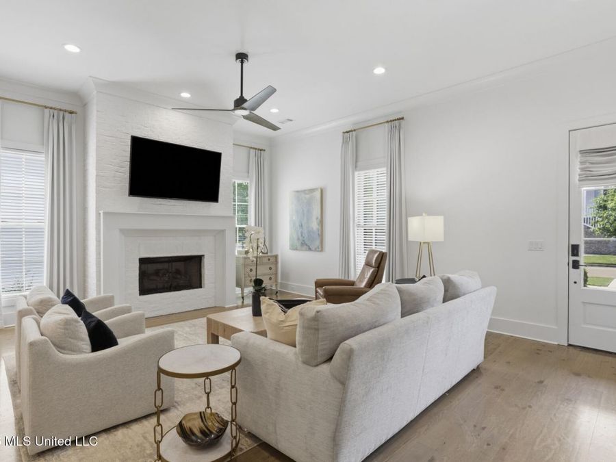 Property Image 6