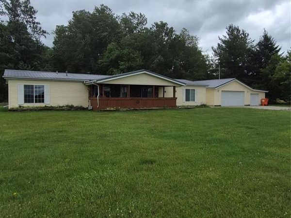 12849 S Delaney Road, Perry, MI 48872