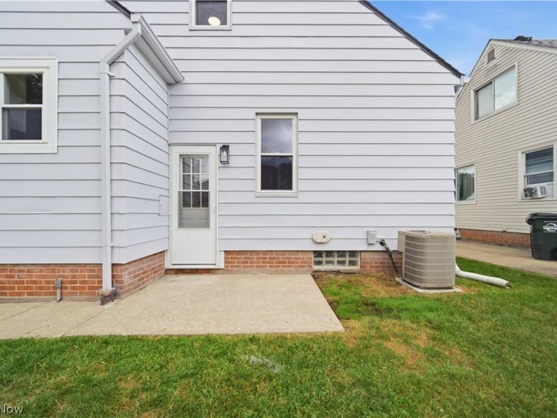 1616 Marietta Avenue, Parma, OH 44134 Photo 3