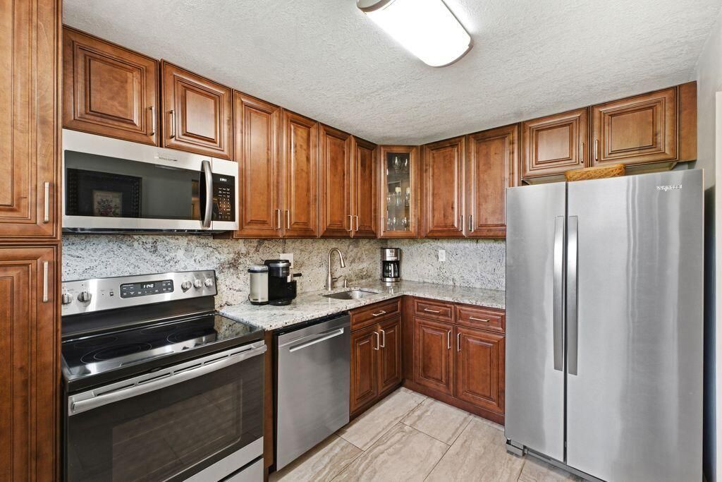 3801 Environ Boulevard, Unit 318, Lauderhill, FL 33319 Photo