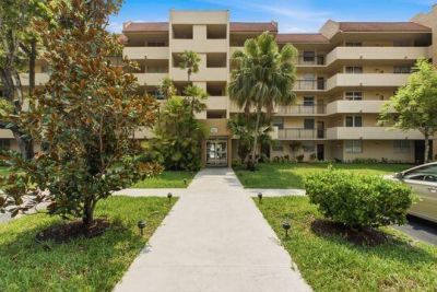 3801 Environ Boulevard, Unit 318, Lauderhill, FL 33319 Photo