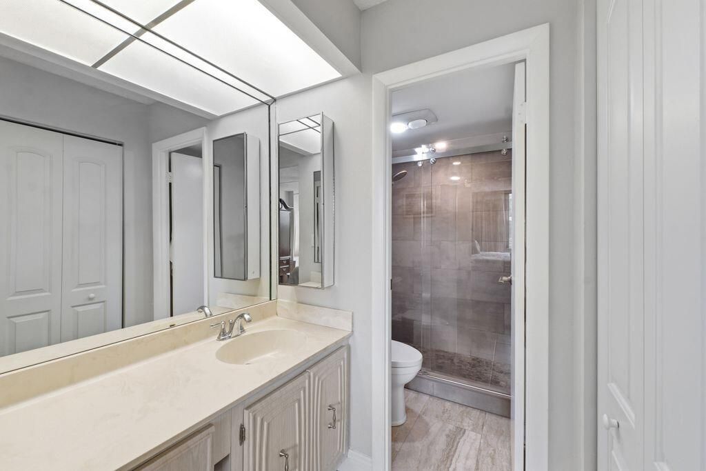 3801 Environ Boulevard, Unit 318, Lauderhill, FL 33319 Photo
