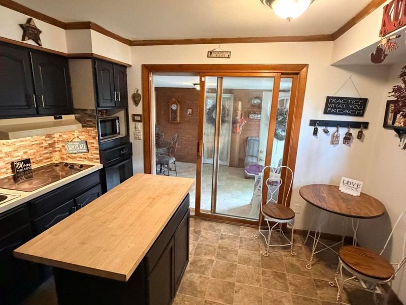 100 Inwood Road, West Jefferson, OH 43162 Photo 16